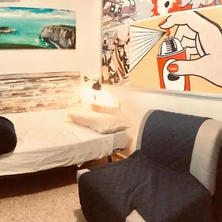 Cost Homestay Malaga