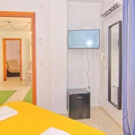 Cost Homestay Malaga
