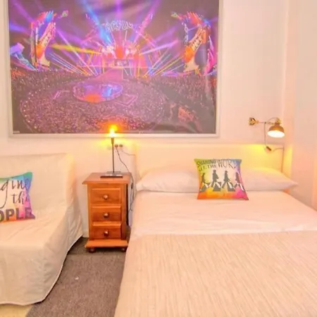 Cost Homestay Malaga